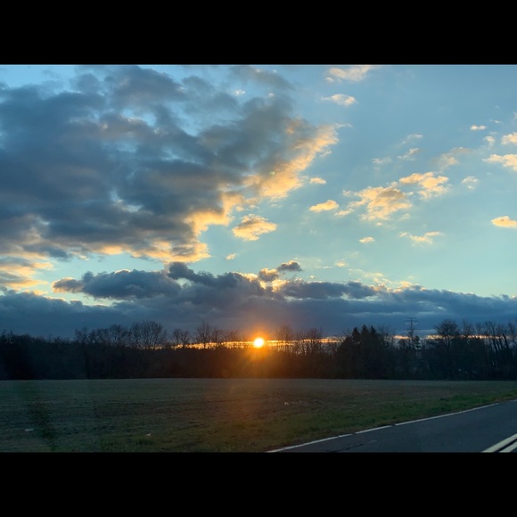 Meet your Posher, Cindy - Picture 1 of 1